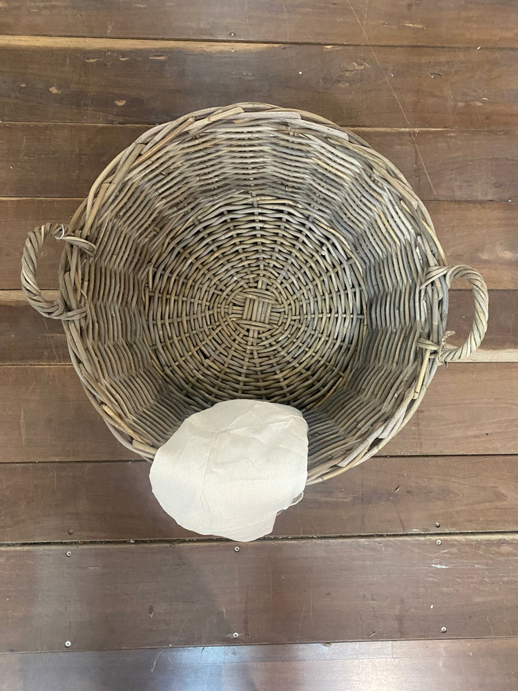 Round basket